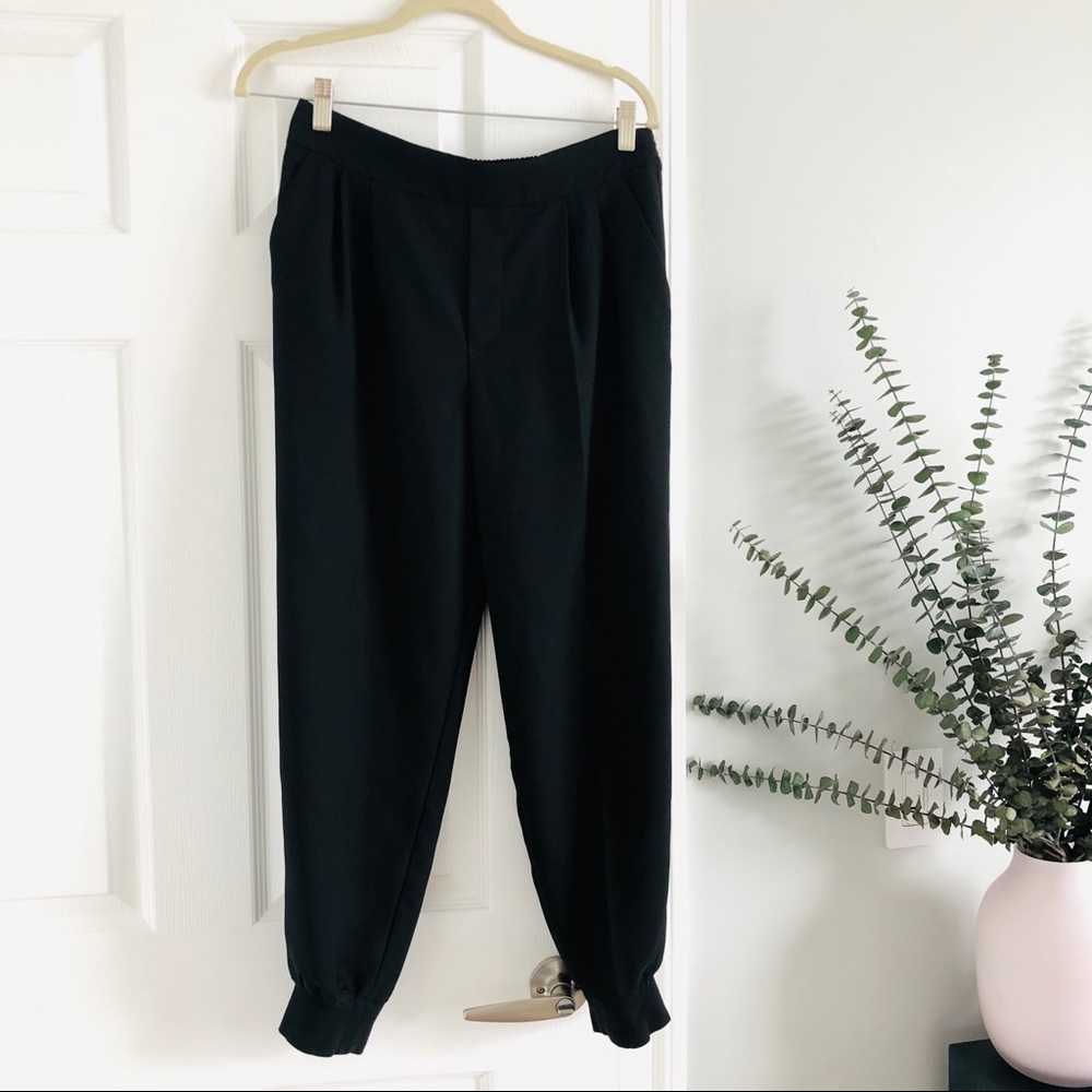 GAP Slouchy Pleated Joggers